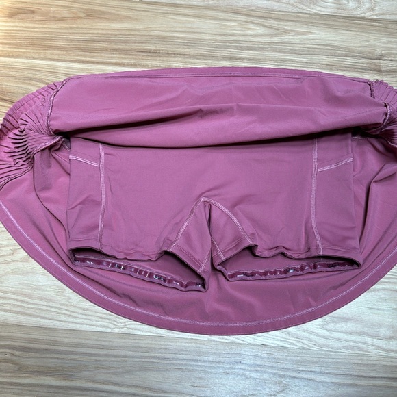 NWOT lululemon play off the pleats skirt skort Brier Rose 6 - Picture 3 of 6